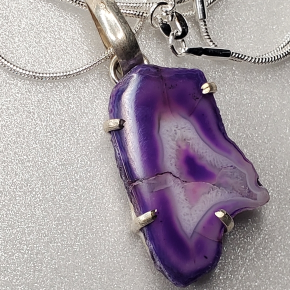 NEW Sliced Purple Colored Agate Pendant - Picture 3 of 4